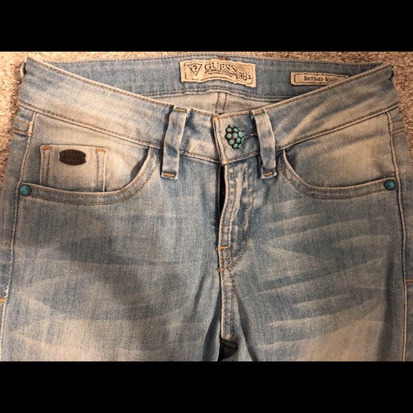 GUESS Brittney-Boot Cut Jeans NEW - Picture 1 of 7